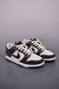 Nike SB Dunk Low "Just Do It" Co-branded Shoes