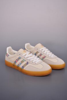 adidas Originals Gazelle Indoor Low-Top Sneakers
